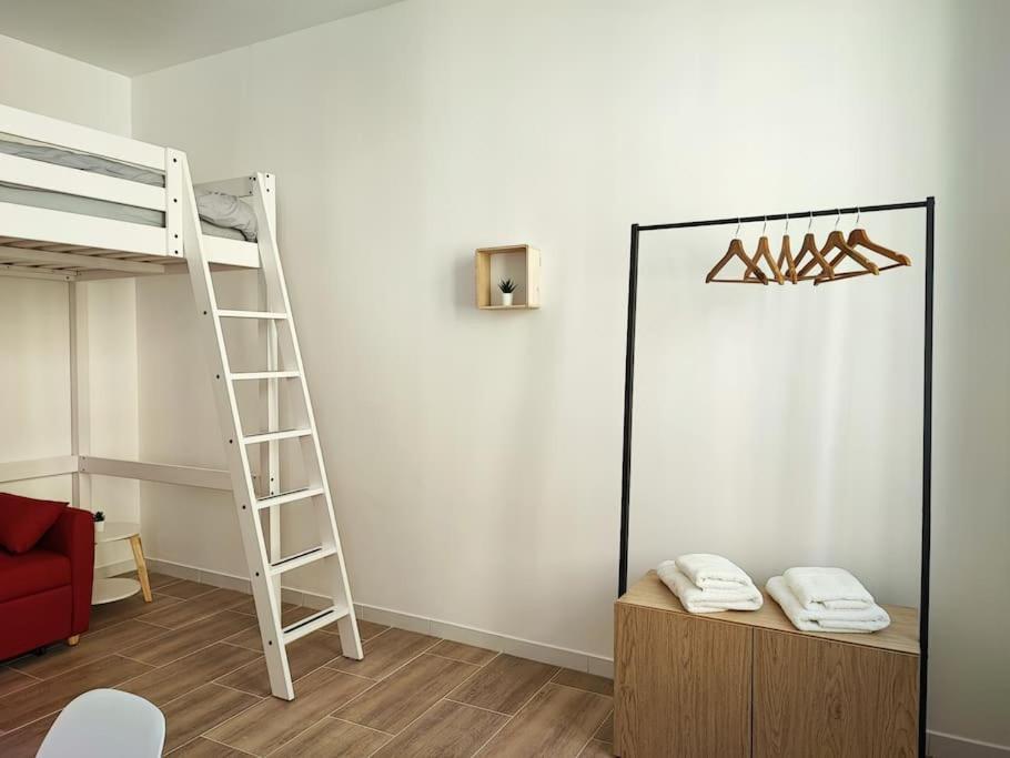 カルカソンヌEscale Entre Cite Et Bastide Clim Wifi Smart Tvアパートメント エクステリア 写真