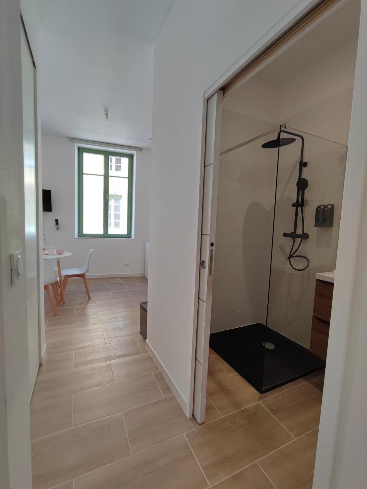 カルカソンヌEscale Entre Cite Et Bastide Clim Wifi Smart Tvアパートメント エクステリア 写真